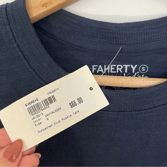 Faherty Sunwashed Slub Muscle Tank - Picture 4 of 8